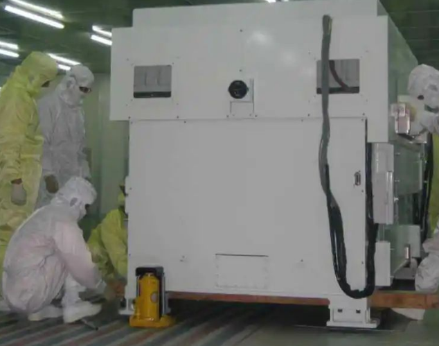 半導(dǎo)體設(shè)備搬運(yùn)直行搬運(yùn)小坦克與爪式千斤頂?shù)氖褂?>
</div>
<span>2023-12-15</span>
</div>
<div   id=